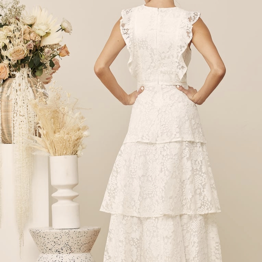 Lulu's Molinetto White Lace Ruffled Tiered Sleeveless Maxi